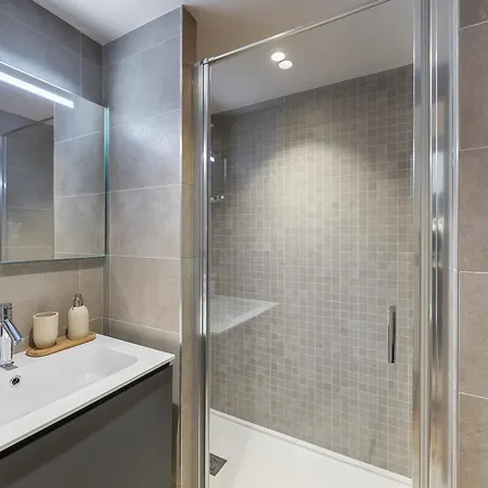 דירה De Charme Avec Jardin Privatif, Piscine Et A - Fr-1-569-118 *
